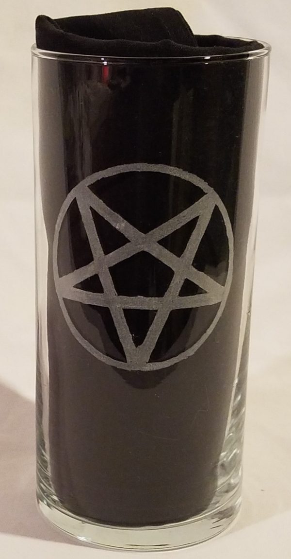 wholesale-occult-pentagram-etched-glass-occult-altar-ceremony-Satanic-altar-fine-occult-pillar-candle-holder-flower-vase
