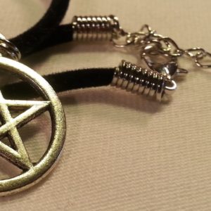 wholesale-expandable-necklace-black-elegant-coven-left-hand-path-pentacle-pendant-charm