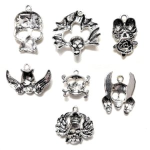 7GOTHICPENDANTS-Gothic-Jewelry-Skull-Satan-necklace-Devils-Demons-Halloween-pendants